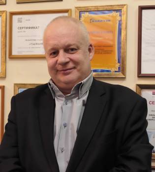 Максим Александрович Иванов